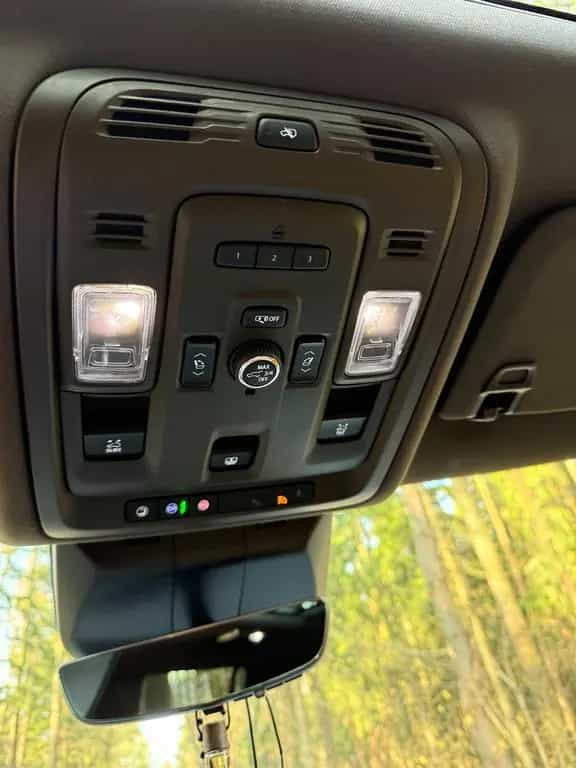 Cadillac Escalade 03/2022-photo-8