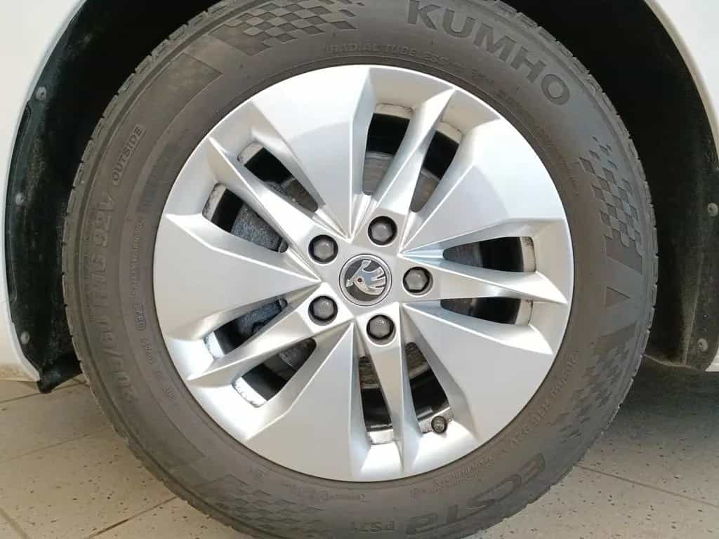 Skoda Octavia Combi 1.5 TSI Ambition AHK*Navi*LED*ACC 09/2022-photo-6