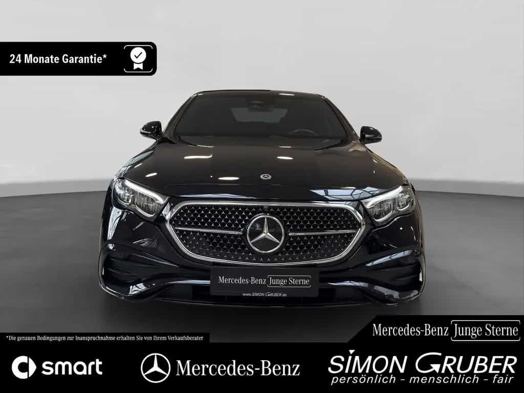 Mercedes-Benz E 220 d AMG Night Pano Superscreen Burm 20 Zoll 02/2025-photo-4