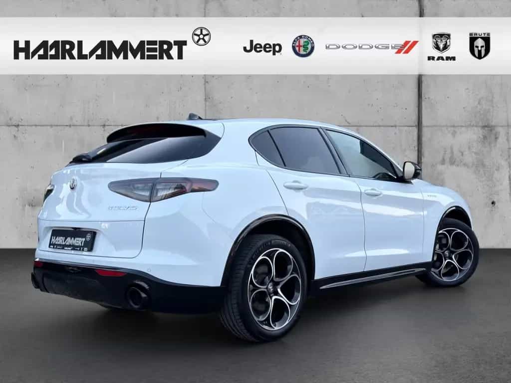 Alfa Romeo Stelvio Veloce PANORAMA+AHK+ACC+NAVI+CARPLAY+KAM 01/2024-photo-2