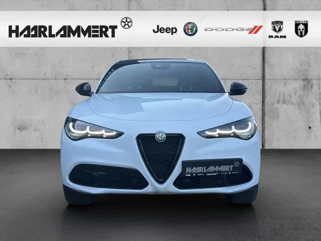 Alfa Romeo Stelvio Veloce PANORAMA+AHK+ACC+NAVI+CARPLAY+KAM 01/2024-photo-4