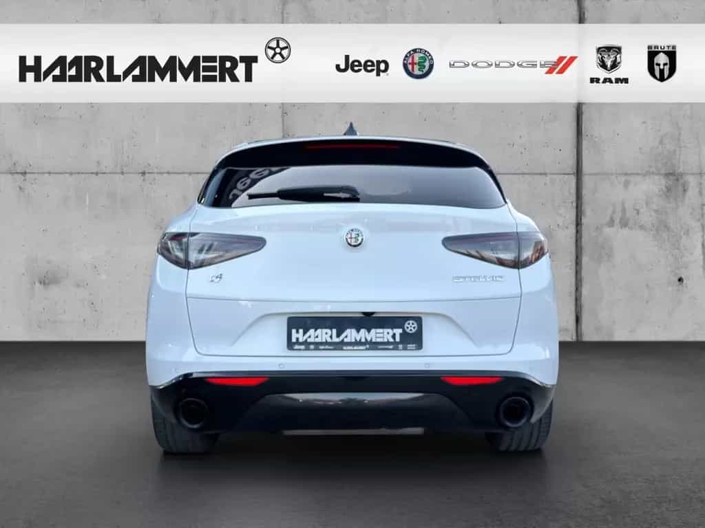 Alfa Romeo Stelvio Veloce PANORAMA+AHK+ACC+NAVI+CARPLAY+KAM 01/2024-photo-5