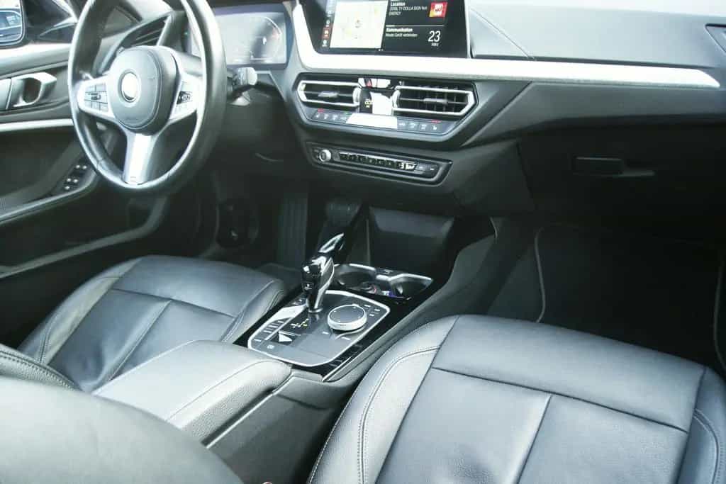 BMW 118 i LUXURY LINE*HEAD UP*LEDER*HIFI*LED* HiFi 09/2021-photo-24