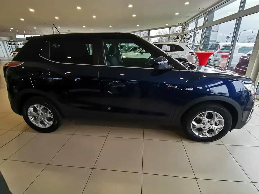 Ssangyong Tivoli 1.5P Amber 163 6MT 4WD RFK|Klima 06/2025-photo-4