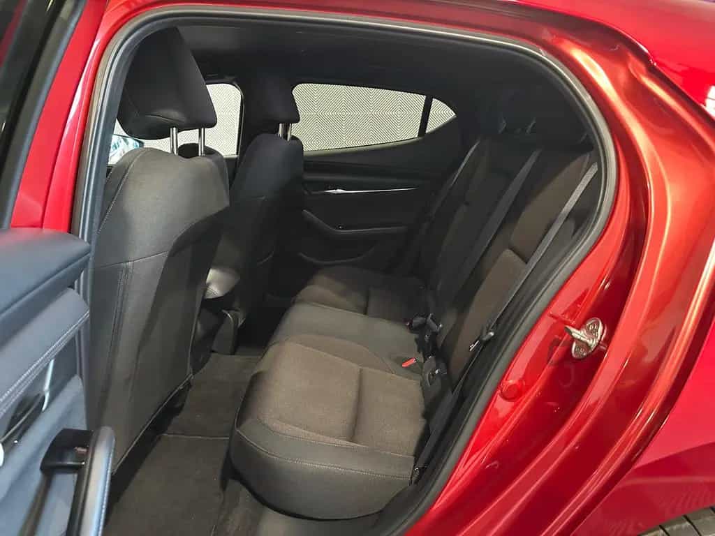 Mazda 3 Lim.*SELECTION*MATRIX-ACC-SPUR-TOT.W-R.KAM-HUD 08/2021-photo-20