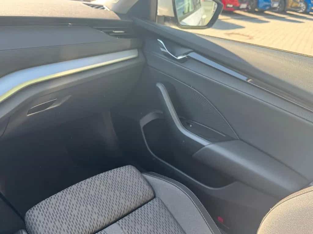 Skoda Octavia Combi 2.0l TDI 85 kW 115 PS 01/2023-photo-16