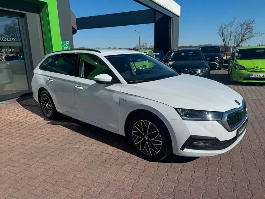Skoda Octavia Combi 2.0l TDI 85 kW 115 PS 01/2023-photo-2