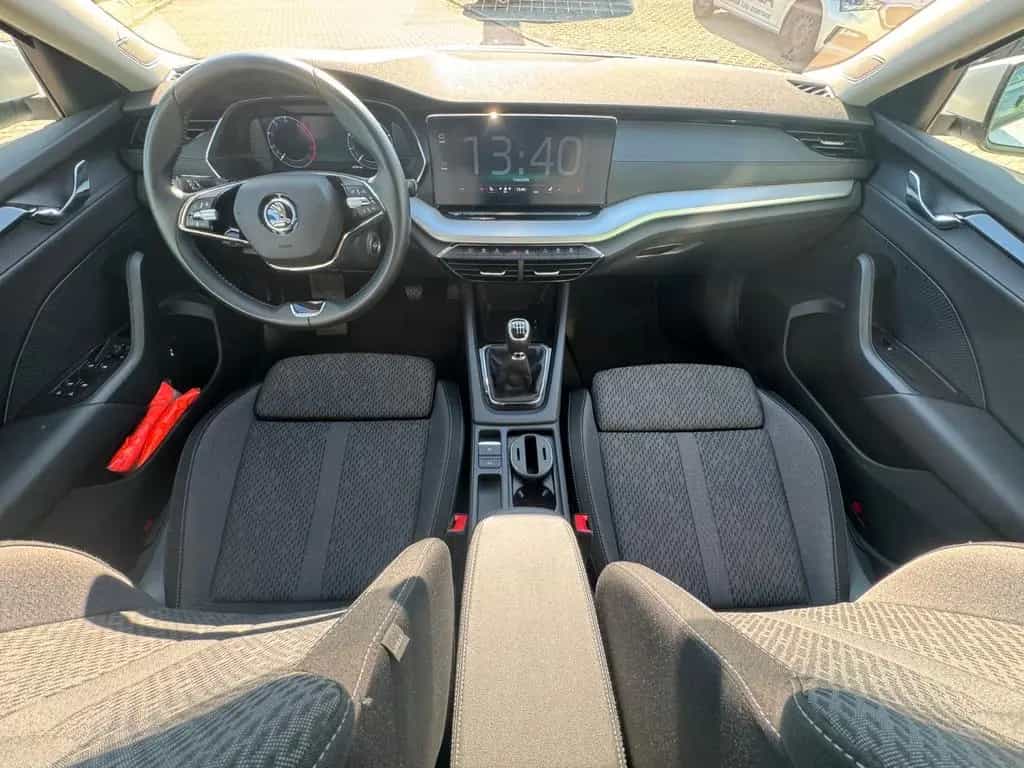 Skoda Octavia Combi 2.0l TDI 85 kW 115 PS 01/2023-photo-9
