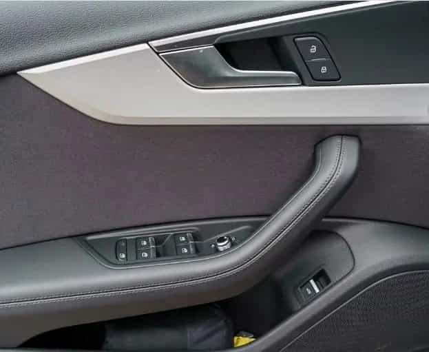 Audi A4 Avant advanced 35 TDI mhev PANO Navi AHK 12/2019-photo-4