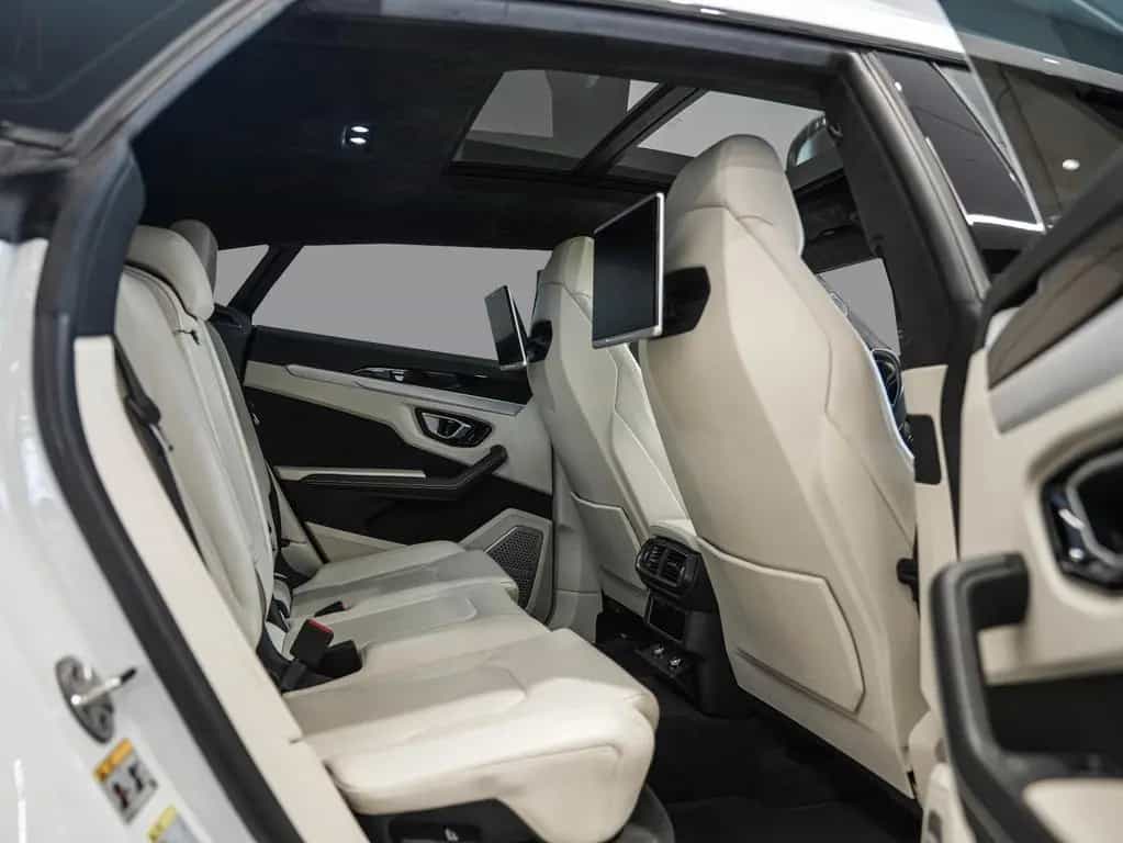 Lamborghini Urus | Panoramic Roof | B&O Sound System 10/2018-photo-26