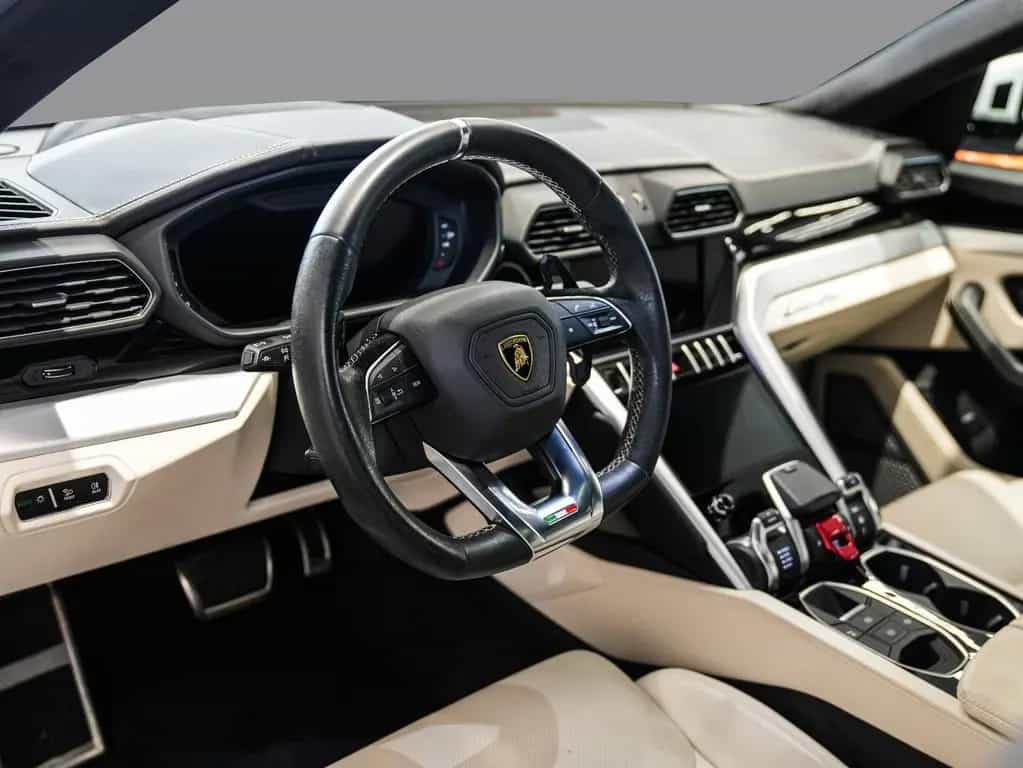 Lamborghini Urus | Panoramic Roof | B&O Sound System 10/2018-photo-5