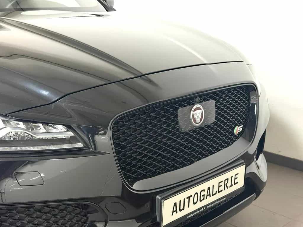 Jaguar F-Pace S AWD | BlackPack - 22" Helix - Panorama! 01/2017-photo-24