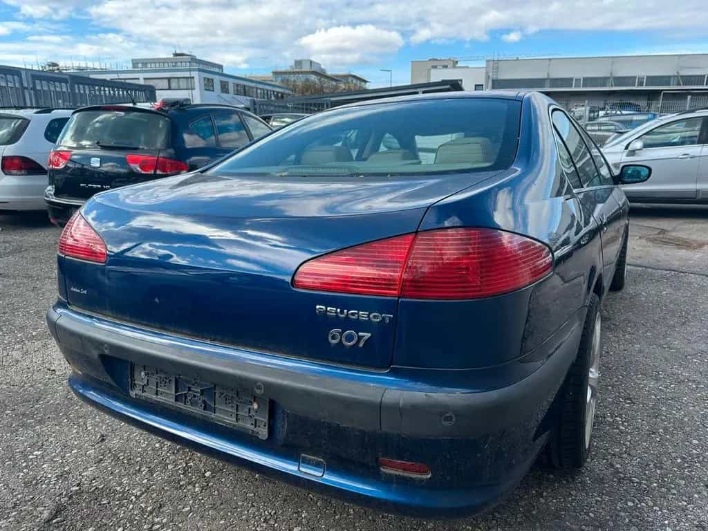 Peugeot 607 Référence Platinum 3.0 V6 210 Automatik 05/2001-photo-5