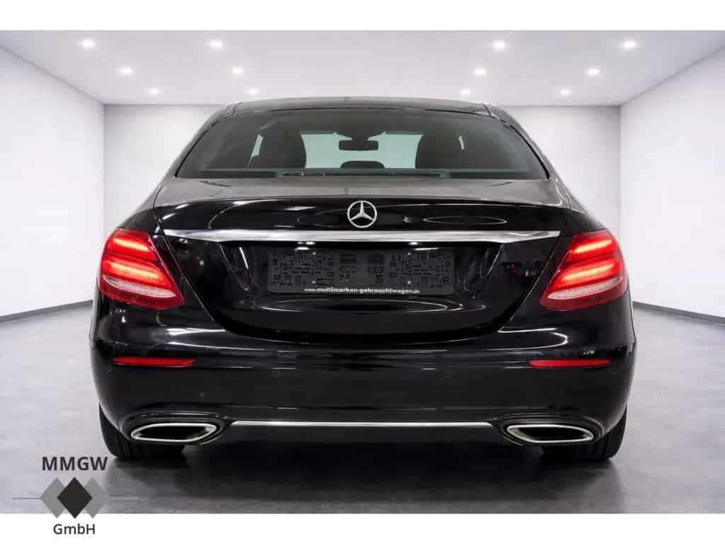 Mercedes-Benz E-Class 200 Avantgarde Sportpaket/Navi/LED/CarPlay 01/2020-photo-4