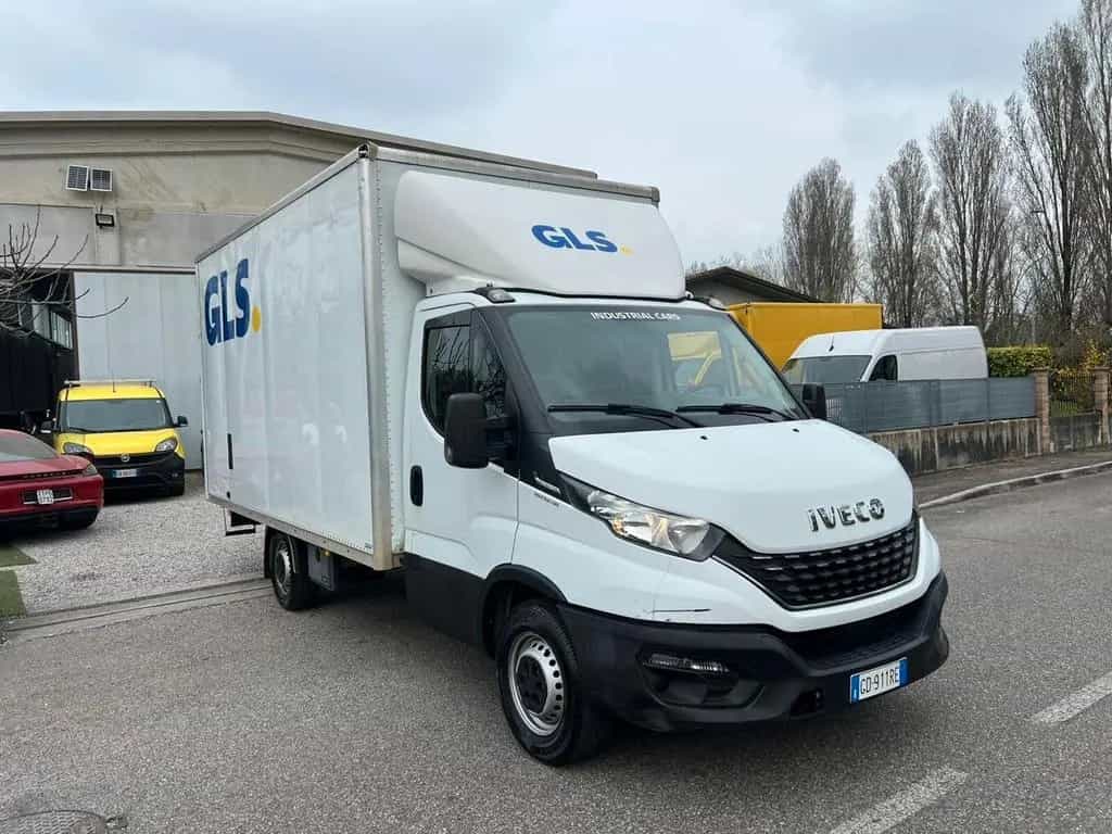 Iveco Daily 35S12 2.3 HPT PL Cabinato 01/2021-photo-4