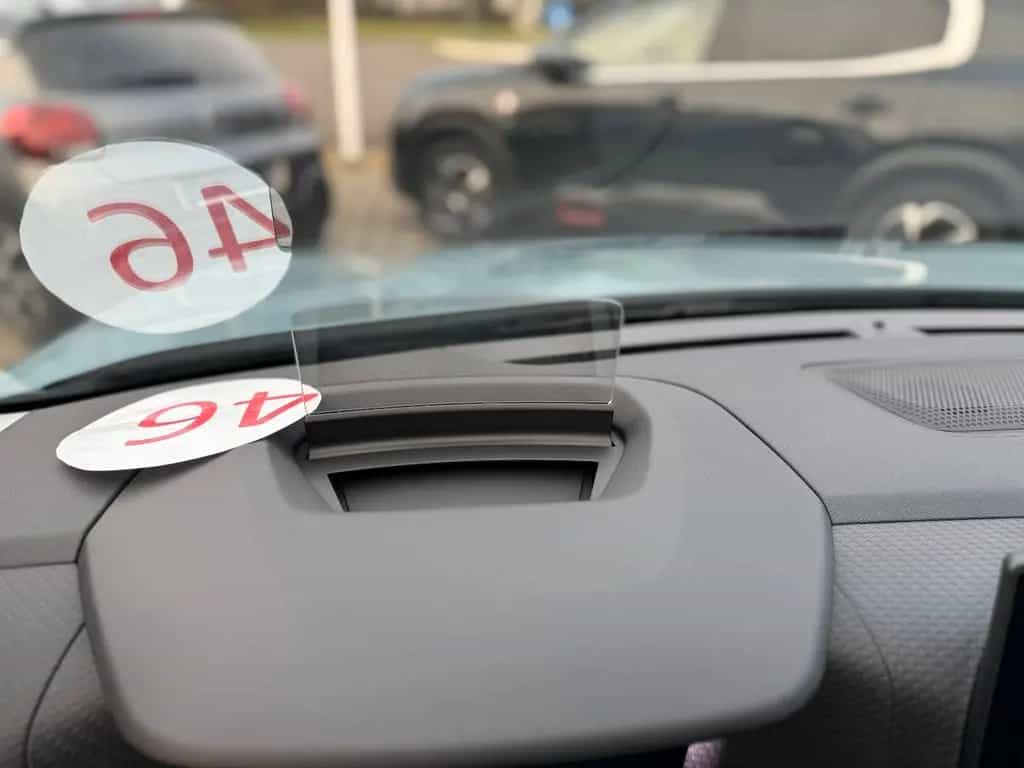 Citroën C4 1.2 Pure Shine *HeadUp*NAVI*SHZ* 10/2023-photo-12