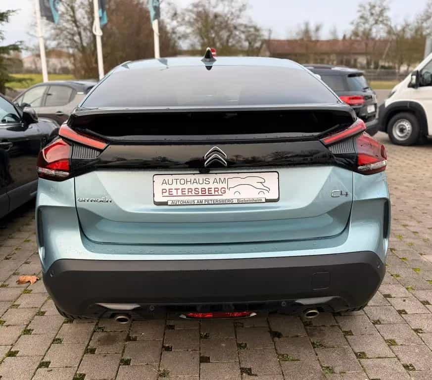 Citroën C4 1.2 Pure Shine *HeadUp*NAVI*SHZ* 10/2023-photo-4