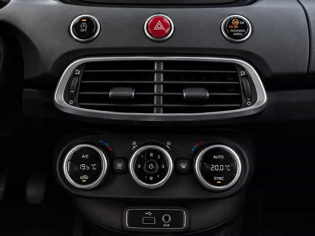 Fiat 500X Lounge Leder+Xenon+PDC+Klimaaut+Sitz&Lenkhz 04/2017-photo-25