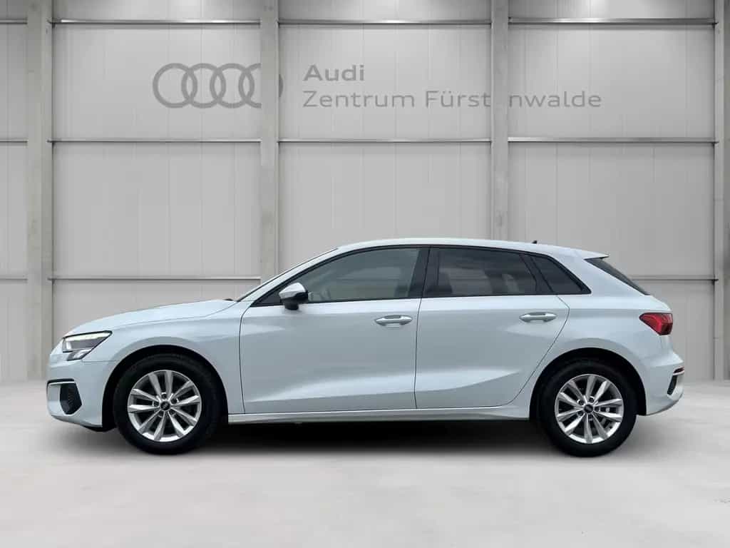 Audi A3 Sportback 30 TDI S tronic El. Panodach Navi D 04/2022-photo-1