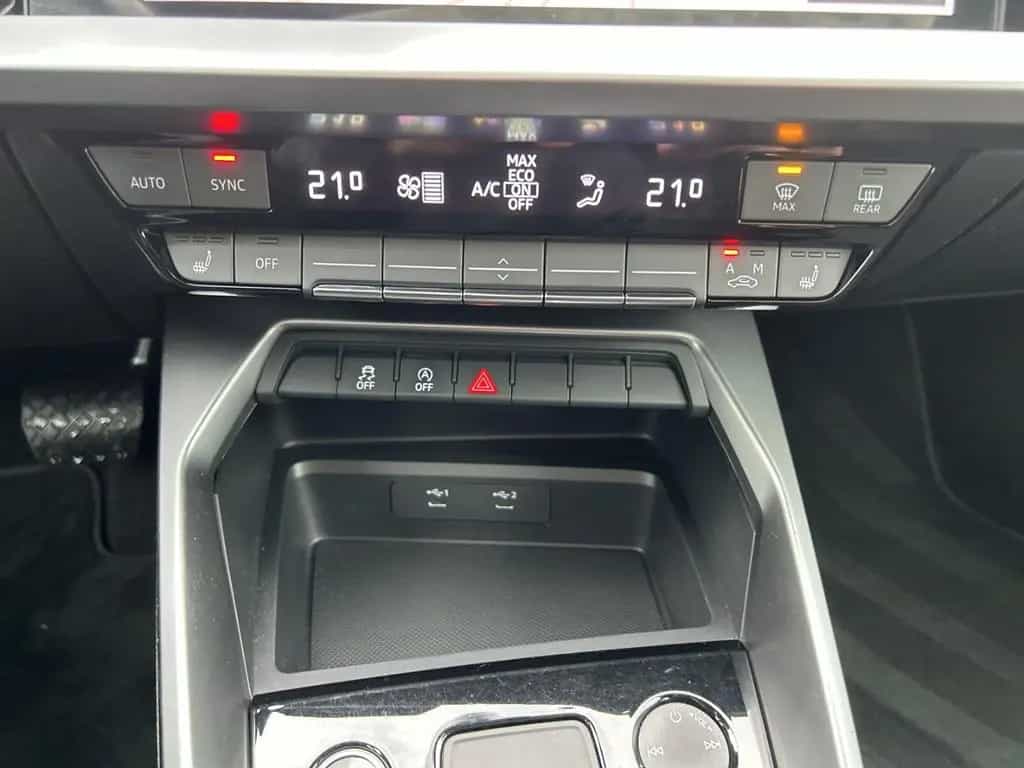 Audi A3 Sportback 30 TDI S tronic El. Panodach Navi D 04/2022-photo-11