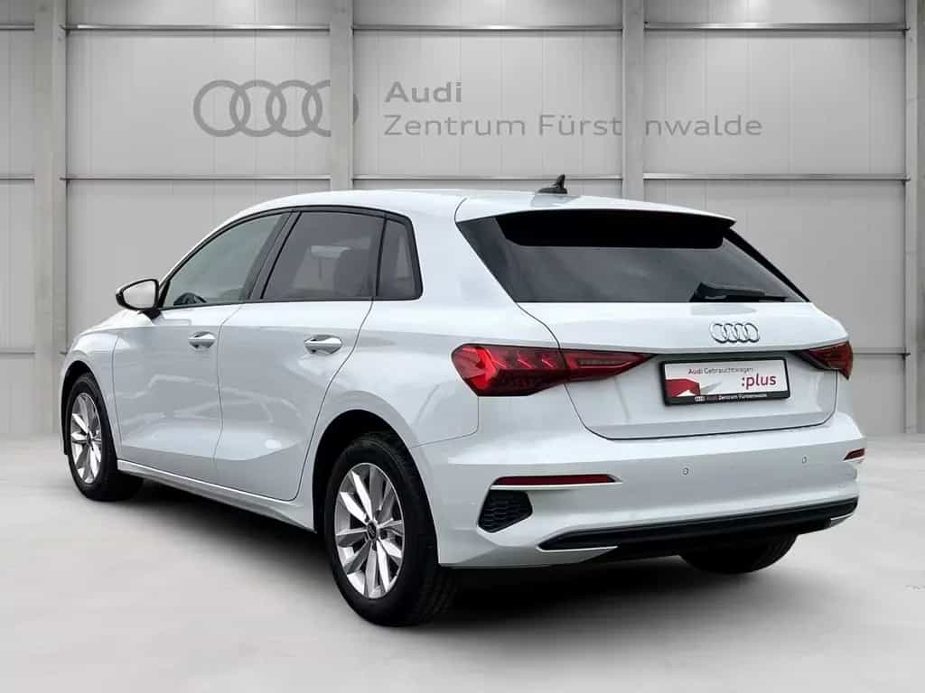 Audi A3 Sportback 30 TDI S tronic El. Panodach Navi D 04/2022-photo-2