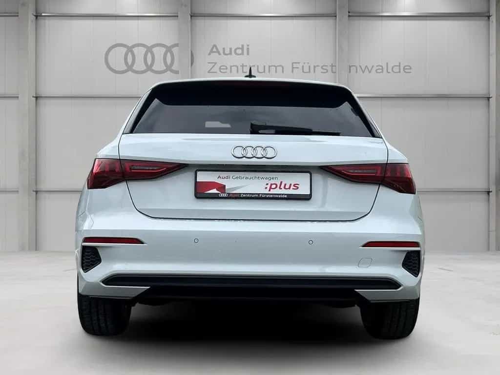 Audi A3 Sportback 30 TDI S tronic El. Panodach Navi D 04/2022-photo-3