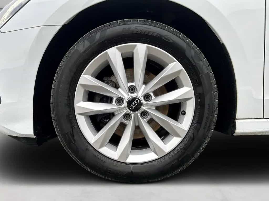 Audi A3 Sportback 30 TDI S tronic El. Panodach Navi D 04/2022-photo-5