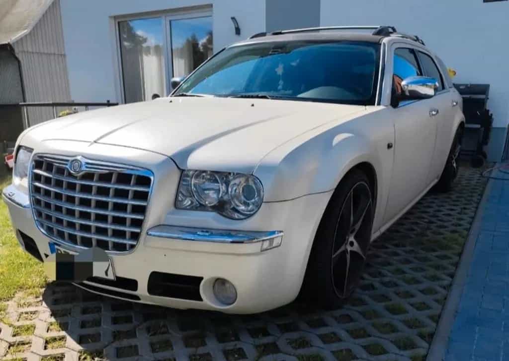 Chrysler 300C Touring 3.0 CRD Autom. V6 TÜV NEU! 06/2008-photo-1