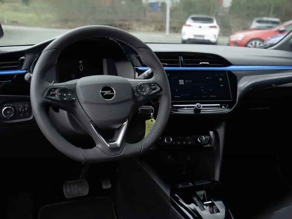 Opel Corsa F YES*AUTOMATIK*SONDERMODEL*LED*etc 04/2025-photo-10