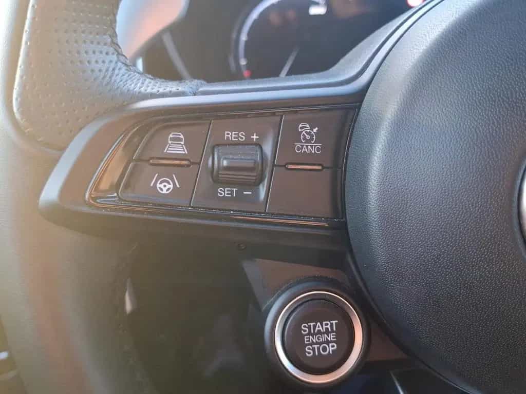 Alfa Romeo Giulia Veloce Q4 2.0 Turbo 16V Kam.+KeyLess+SHZ 12/2023-photo-20