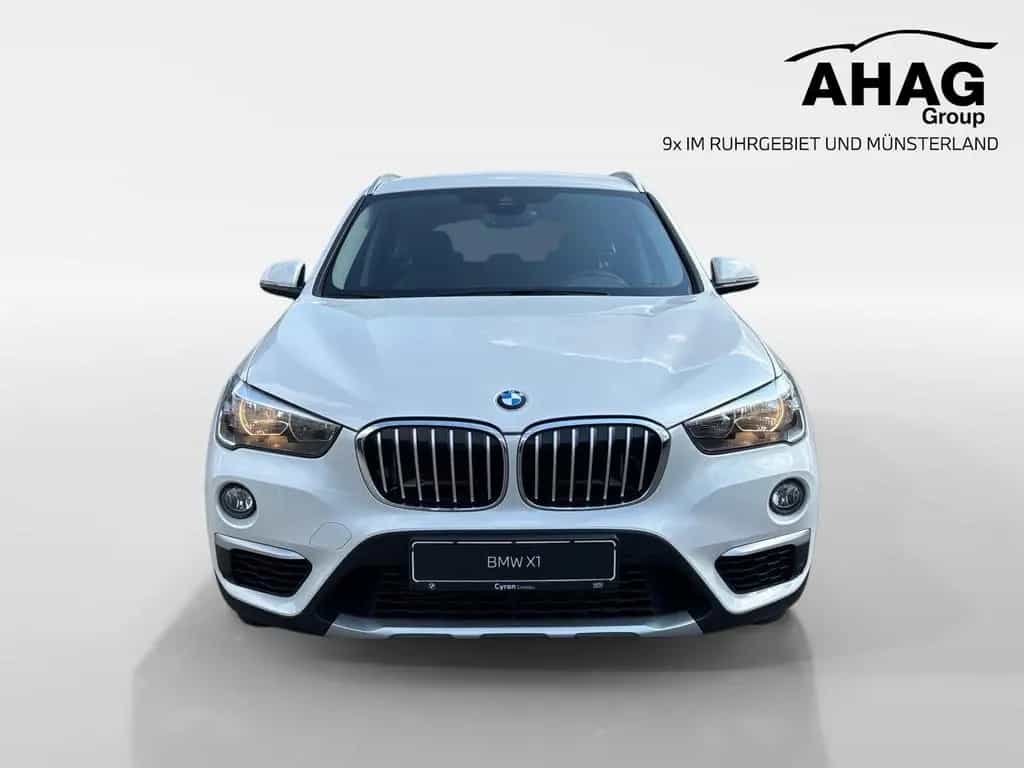 BMW X1 xDrive25i A xLine 12/2016-photo-1