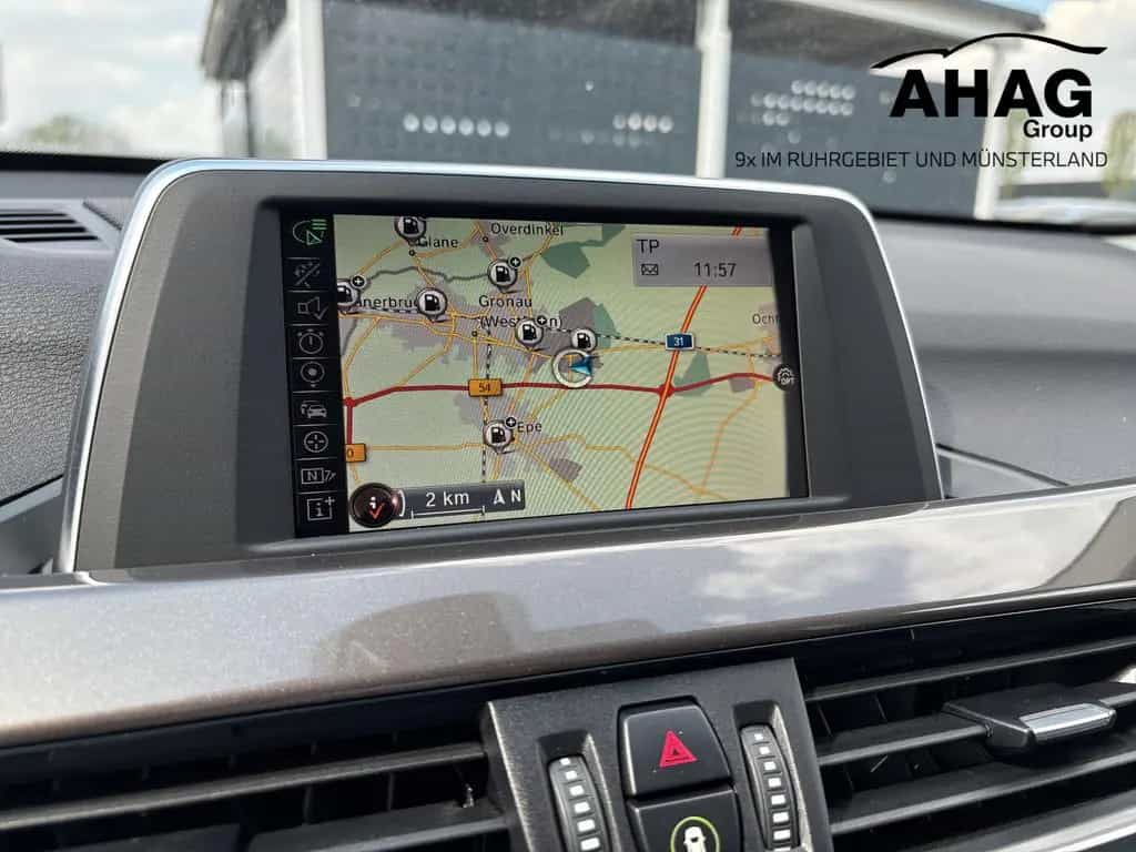 BMW X1 xDrive25i A xLine 12/2016-photo-13