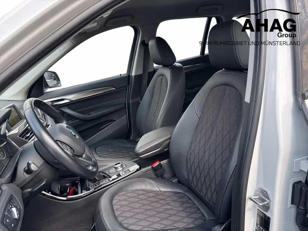 BMW X1 xDrive25i A xLine 12/2016-photo-6