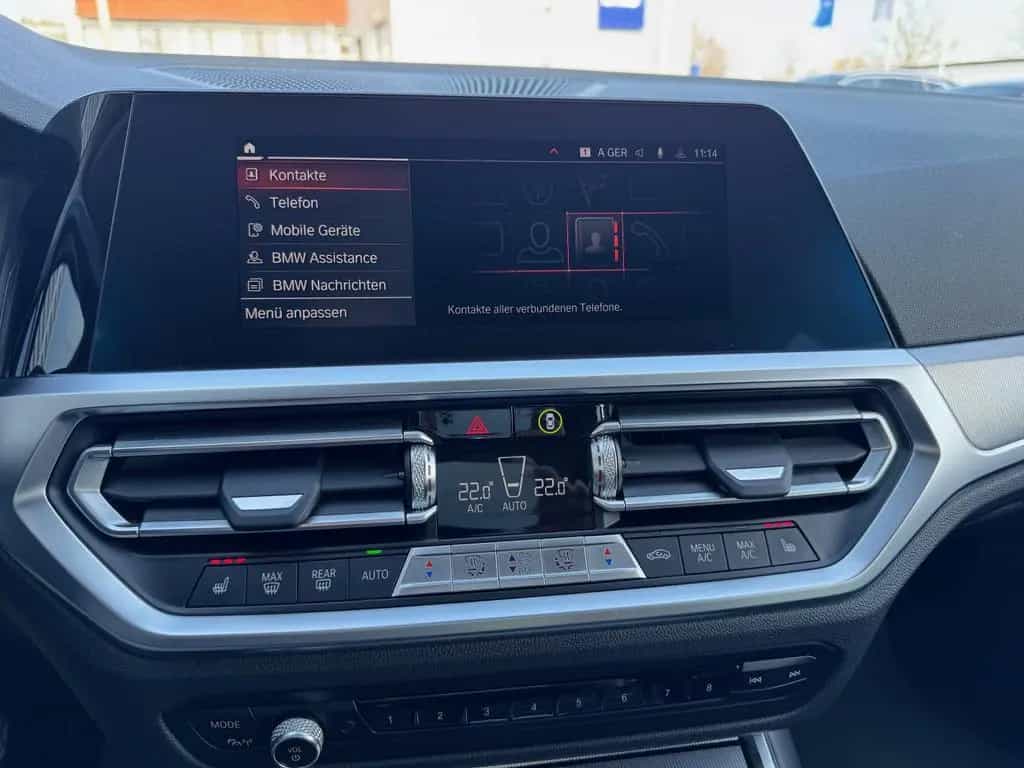BMW 320 d Touring SportLine AHK Panorama ACC HIFI 01/2021-photo-16