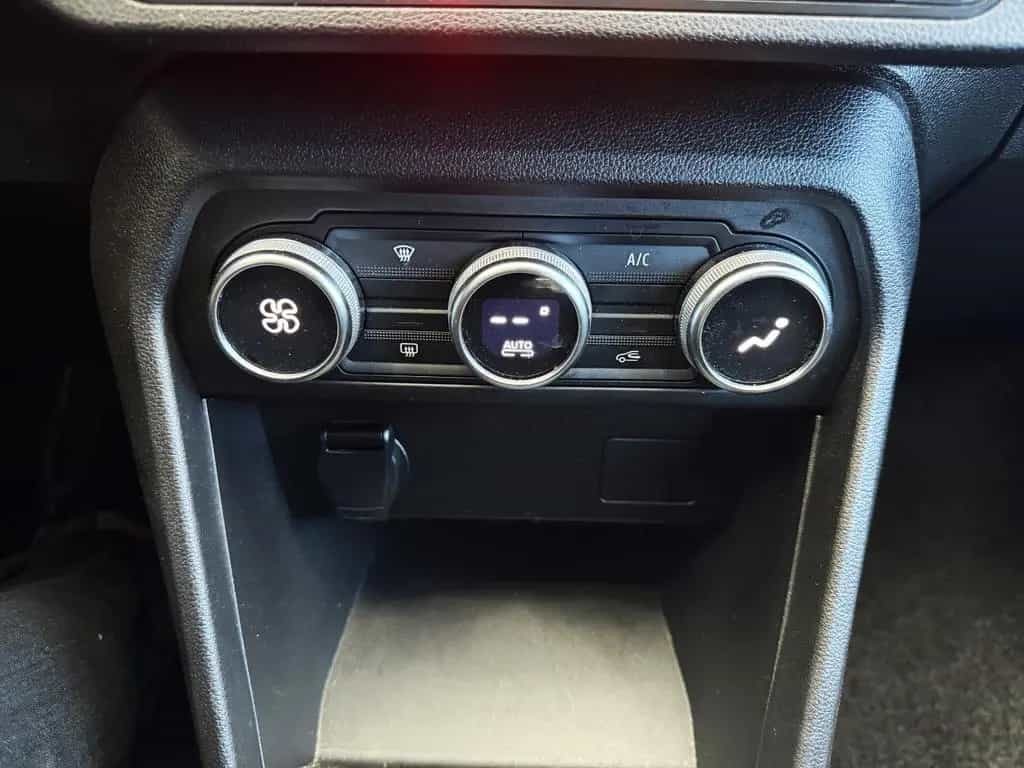 Dacia Stepway TCe100+LED+Einparkh.AppleC.+Sitzh.+DAB 11/2022-photo-25