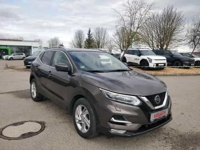Nissan Qashqai 1.3 DIG-T 15PS Tekna AHK NAVI 360 SHZ TE 04/2019-photo-2