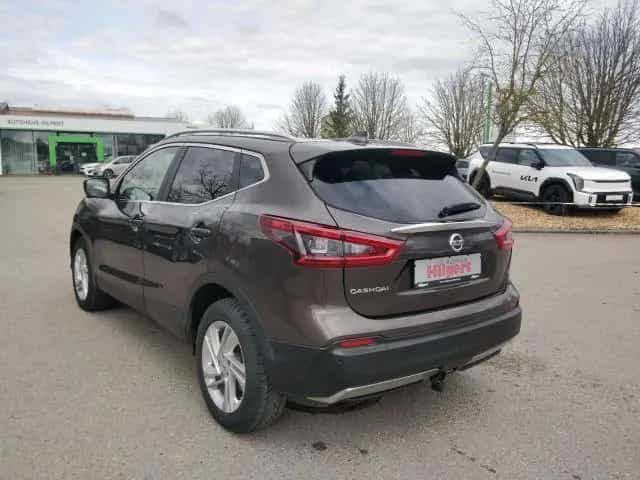 Nissan Qashqai 1.3 DIG-T 15PS Tekna AHK NAVI 360 SHZ TE 04/2019-photo-4