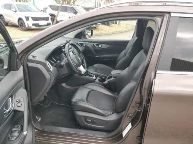 Nissan Qashqai 1.3 DIG-T 15PS Tekna AHK NAVI 360 SHZ TE 04/2019-photo-6