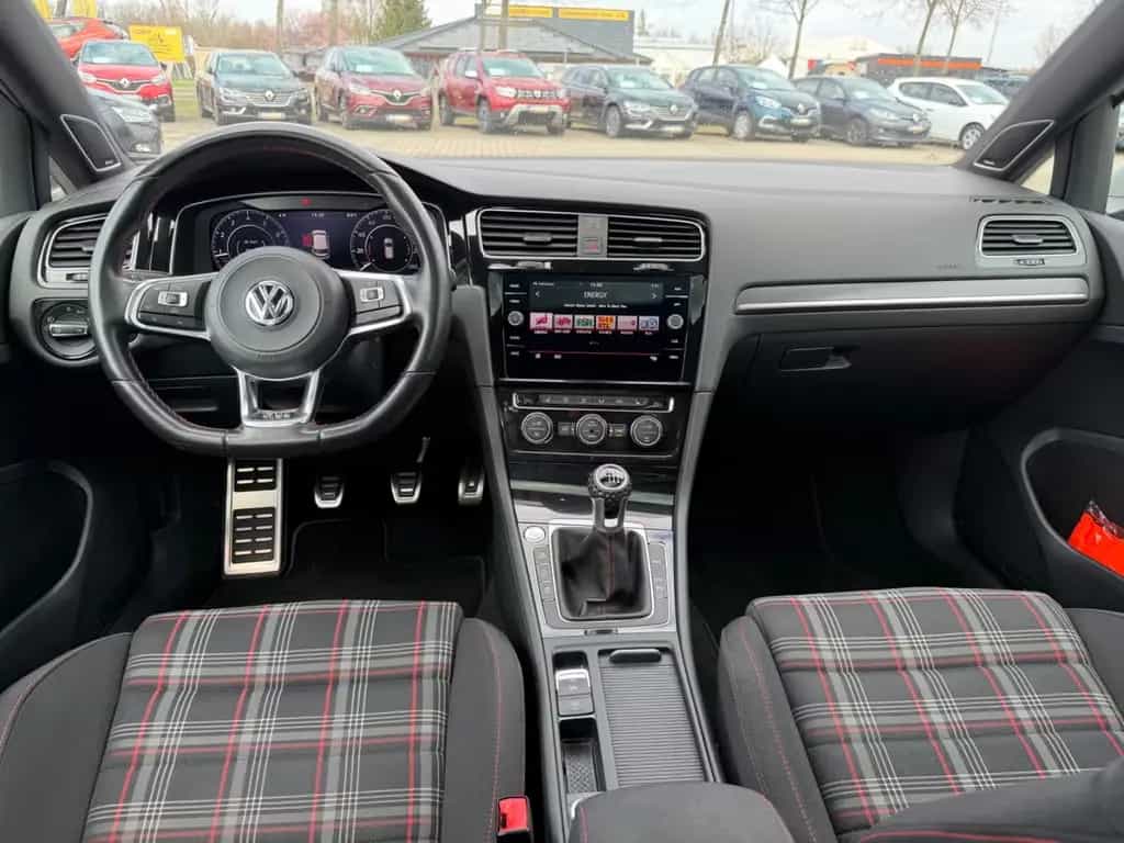 Volkswagen Golf VII 2.0 GTI Performance 07/2017-photo-11