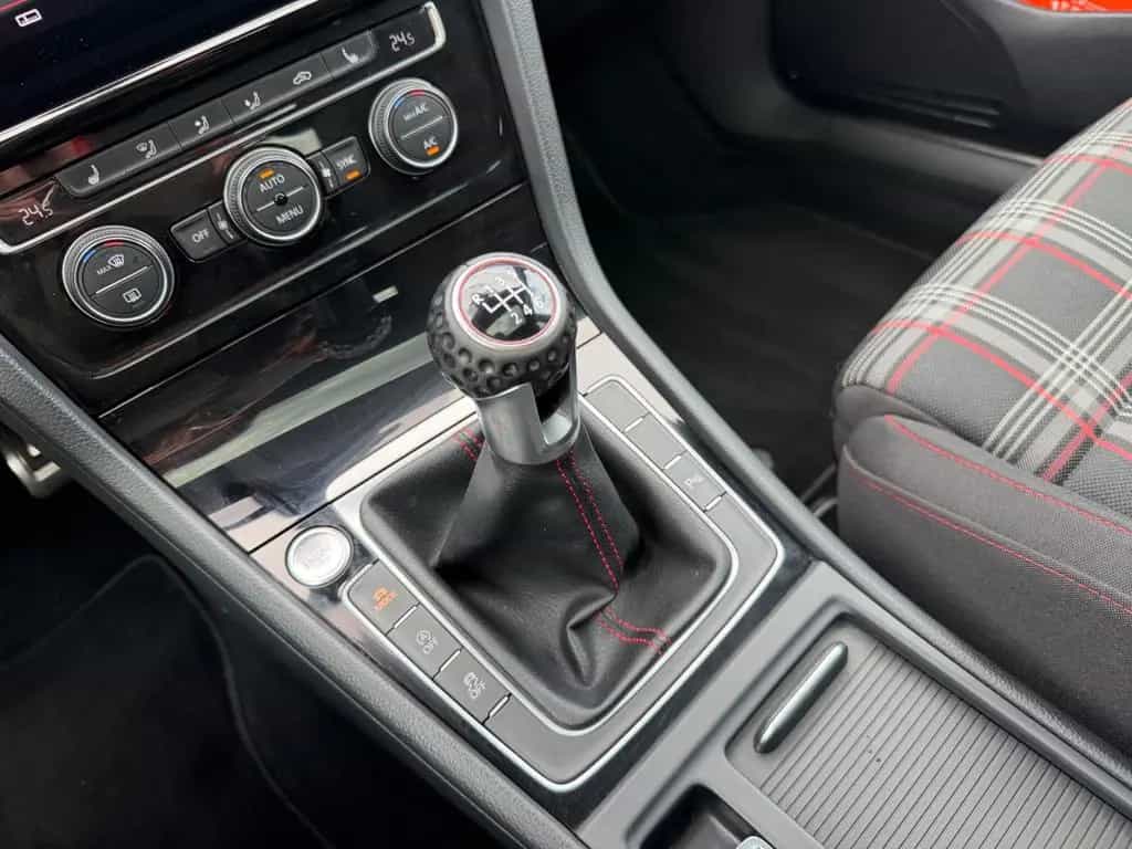 Volkswagen Golf VII 2.0 GTI Performance 07/2017-photo-18