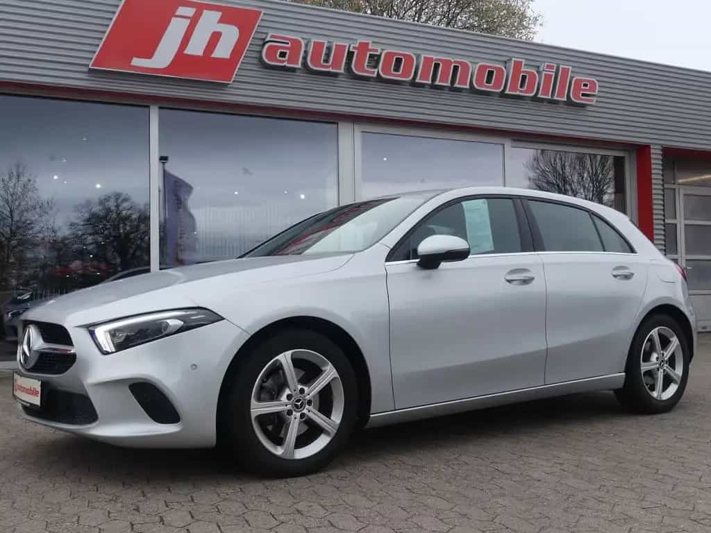 Mercedes-Benz A 200 Automatik Navi*LED*SHZ*PDC*ab 299€ 10/2018-photo-0