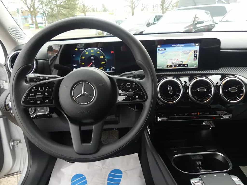 Mercedes-Benz A 200 Automatik Navi*LED*SHZ*PDC*ab 299€ 10/2018-photo-12