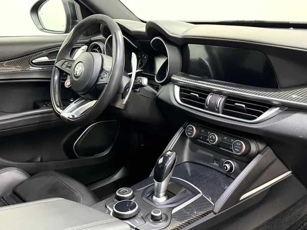 Alfa Romeo Stelvio Quadrifoglio Q4 | 1.Hand - Pano! 06/2019-photo-12