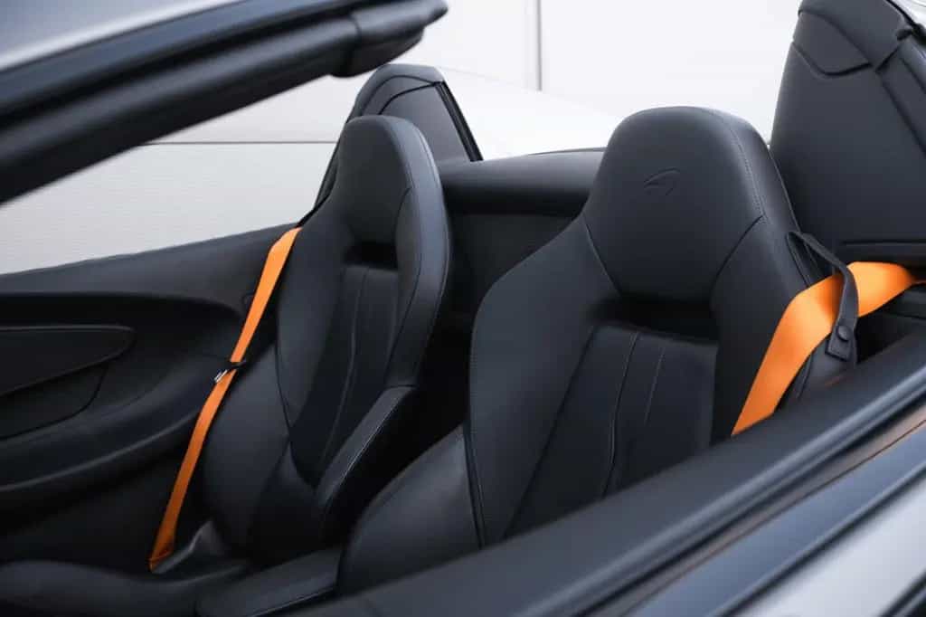 McLaren 570S Spider, Lift-el. Sitze-Kamera-B&W 07/2019-photo-14