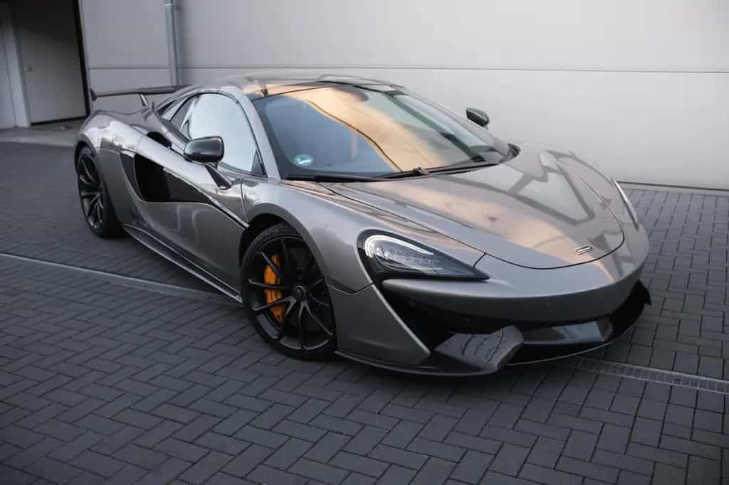 McLaren 570S Spider, Lift-el. Sitze-Kamera-B&W 07/2019-photo-16