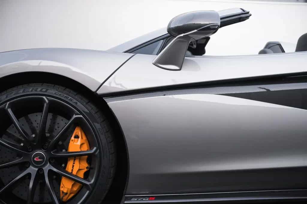 McLaren 570S Spider, Lift-el. Sitze-Kamera-B&W 07/2019-photo-18