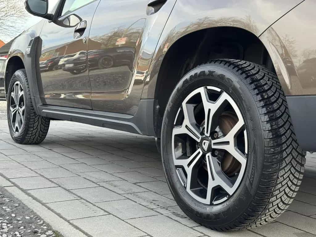Dacia Duster II Prestige *2.HAND|ALLW.|AHK|RFK|TÜV* 05/2019-photo-15