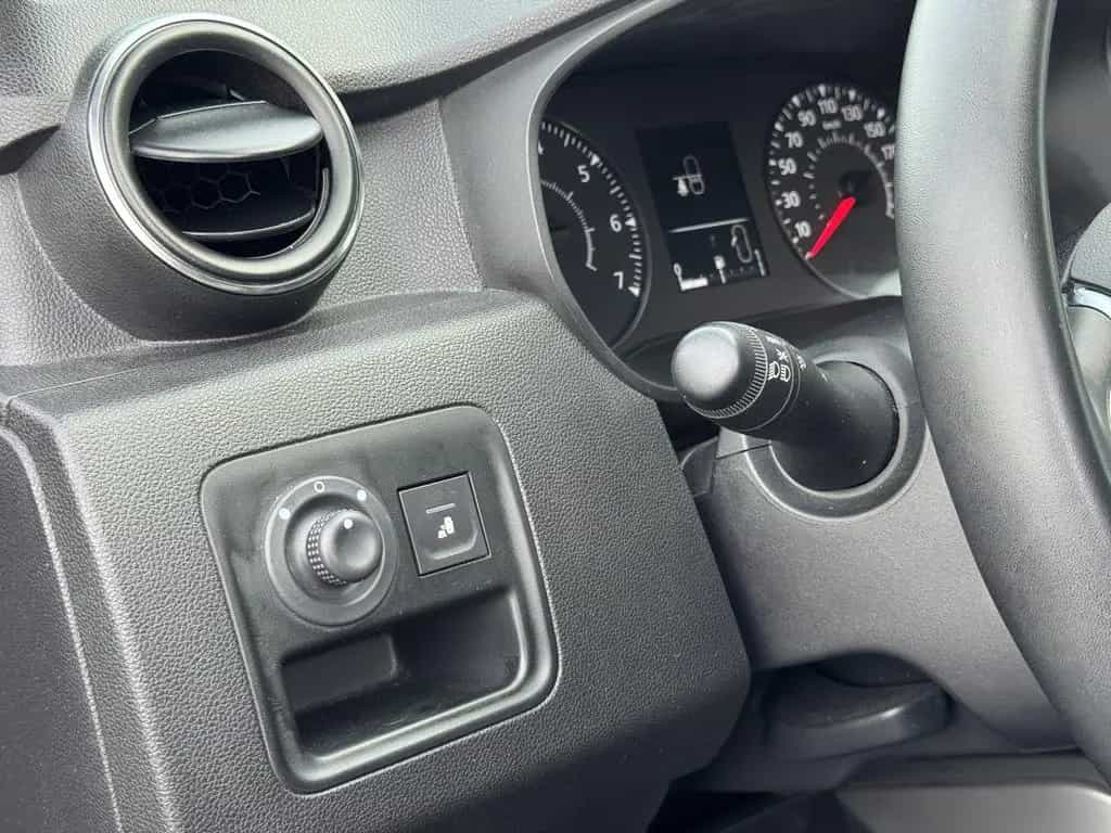 Dacia Duster II Prestige *2.HAND|ALLW.|AHK|RFK|TÜV* 05/2019-photo-23