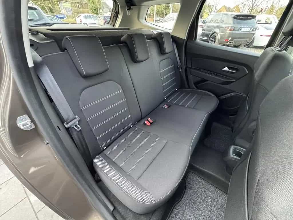 Dacia Duster II Prestige *2.HAND|ALLW.|AHK|RFK|TÜV* 05/2019-photo-30