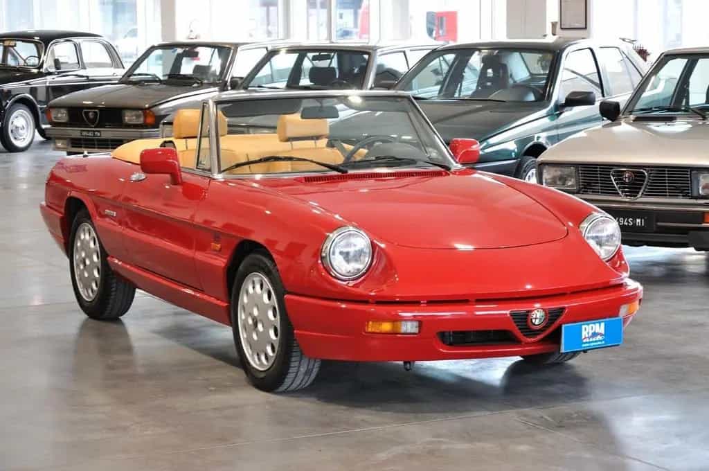 Alfa Romeo Spider 1.6 Carburatori cerchi 15 poll 01/1992-photo-1